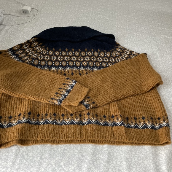 NWT Gorgeous Alpaca blend Half Zip Patterned Sweater J. Crew - Picture 3 of 3